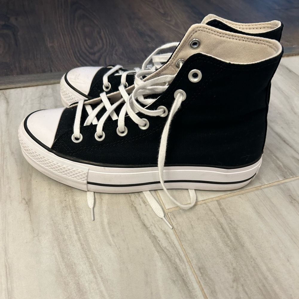 Platform high top converse - size 8. Worn twice